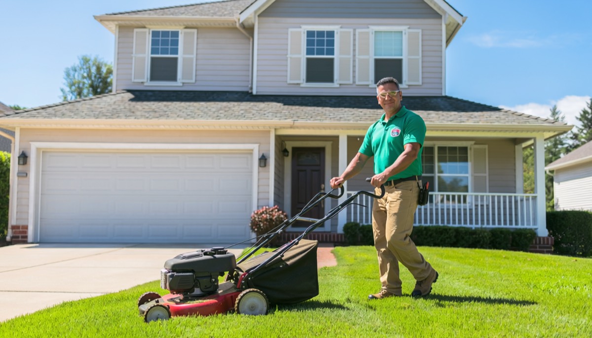 The Lawn Master team at work in Apple Valley, MN